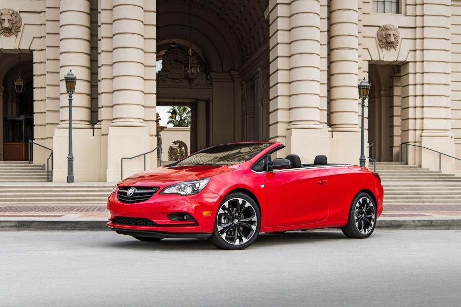  Buick Cascada Dark Effects Package 2016 года  (фото 4 из 11)
